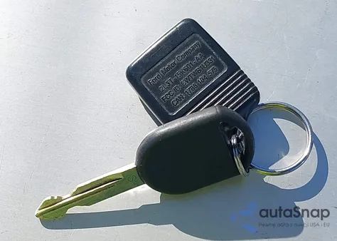 2005 Ford F-150 Fx4/Lariat/Xl/Xlt из США, поврежденный, VIN 1FTPX14575NA14431